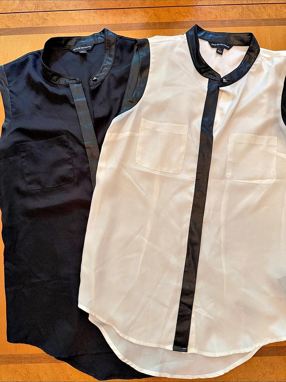 2- Rock & Republic Faux Leather Trim Studded Sleeveless Blouse Black & White Sma